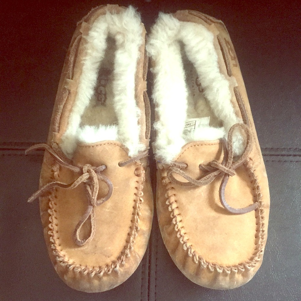 Ugg moccasins size 5